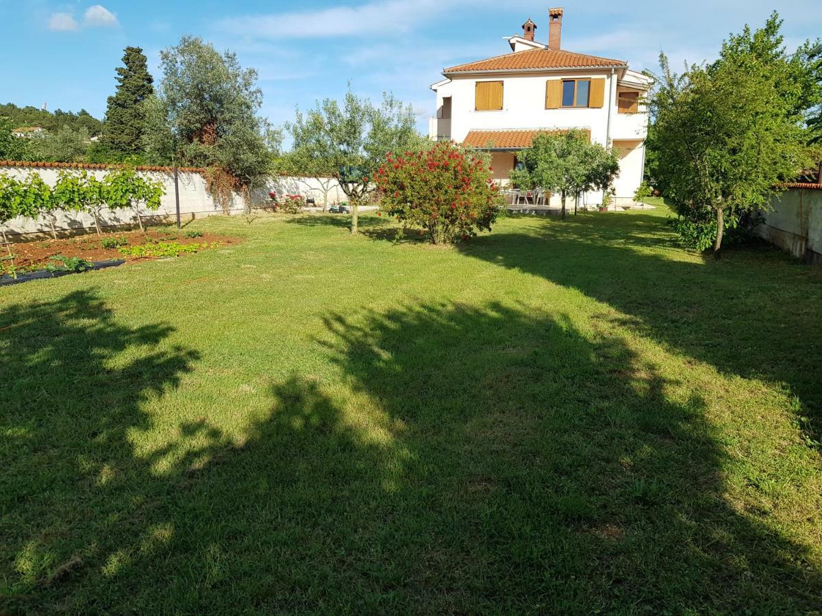 Appartement Levanda à Pula Extérieur photo